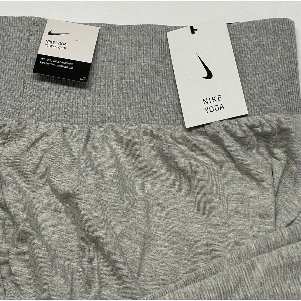 NIKE YOGA SWEETPANTS‎ 7/8 WOMEN CT0543-050 GREY 1X